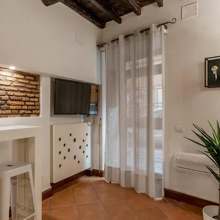 Guesthost - Heart Of Trastevere Flat Rzym